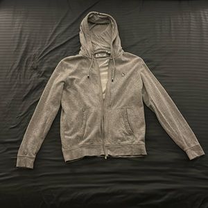 Mens Medium Vintage “Penguin” zip-up (Like New)